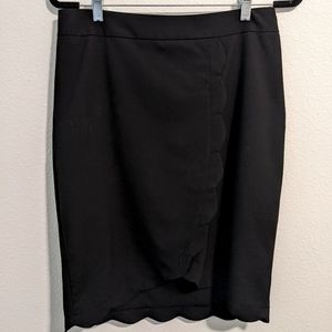 Black Scallop Hemmed Pencil Skirt